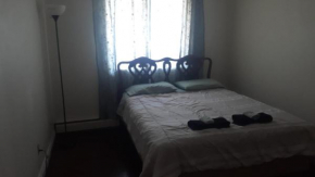 Cozy & bright private one-bed rm Edmonton